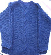 Теплый,  вязанный (ручная вязка),  зимний свитер для мальчика